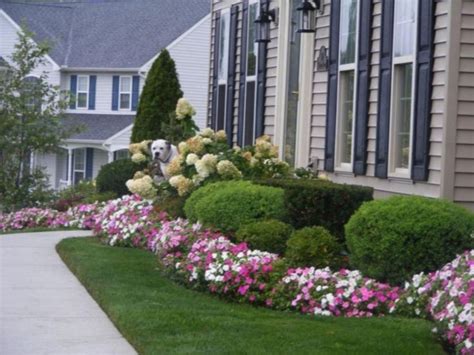 15 Most Beautiful Front Yard Flower Beds Ideas For Shady Yards Roomy