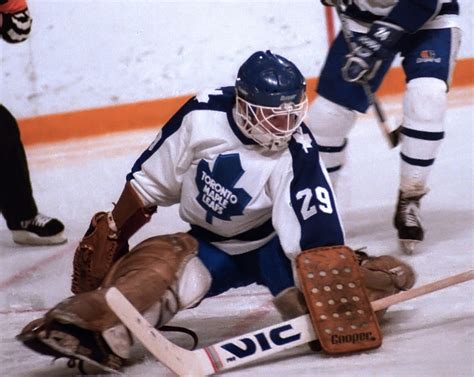 Top 10 Toronto Maple Leafs Legends Of The 1970s Page 8