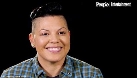 sara ramirez explains why she came out after her grey s anatomy character did