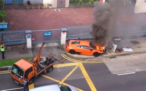 How do cars catch fire? Watch a Lamborghini Murcielago Slowly Catch Fire ...