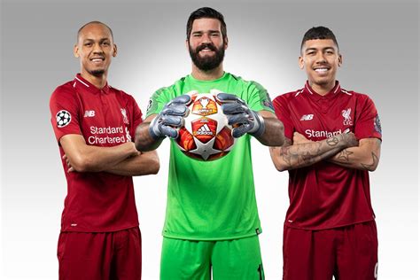Liverpool fc legend xabi alonso takes a corner in front of the anfield road end #lfc #thekop. Three Liverpool FC Players Named to Brazil's National Team Roster - The Liverpool Offside