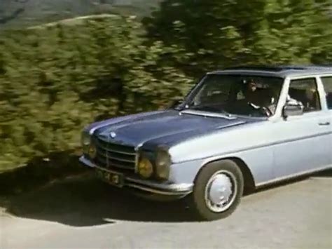 1974 Mercedes Benz 2306 W114 In On Prend La Pilule Et On Séclate 1984