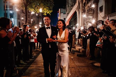 Let This Couple Be Your Guide To Perfect Rittenhouse Square Wedding
