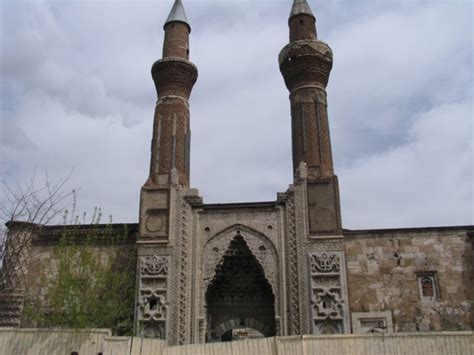 Hitit döneminde önemli bir yerleşim yeri olan sivas m.ö. Sivas- Divrigi Great Mosque and Hospital (UNESCO Site ...