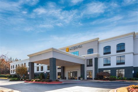 La Quinta Inn & Suites by Wyndham Kennesaw | Kennesaw, GA Hotels