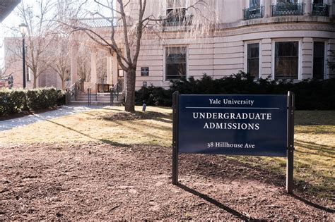 Yale University Early Action