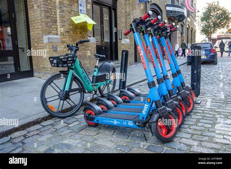 Dott E Bike Hire Hi Res Stock Photography And Images Alamy