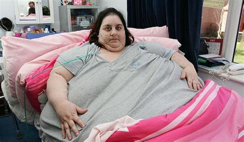 Britains Fattest Woman At 630 Lbs In Hospital To Lose Weight Dies