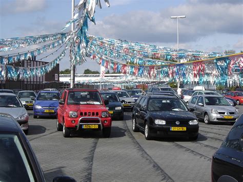 Don't forget to sign up for our daily updates of lightly damaged new arrivals! Utrecht: Used Car Sales | Looks like an American used cars ...