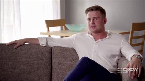 Auscaps Mikey Pembroke Shirtless In Married At First Sight