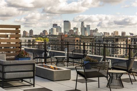 They account for more than half of the accommodation types in this destination (57.04%). Revel Apartments Apartments - Minneapolis, MN | Apartments.com