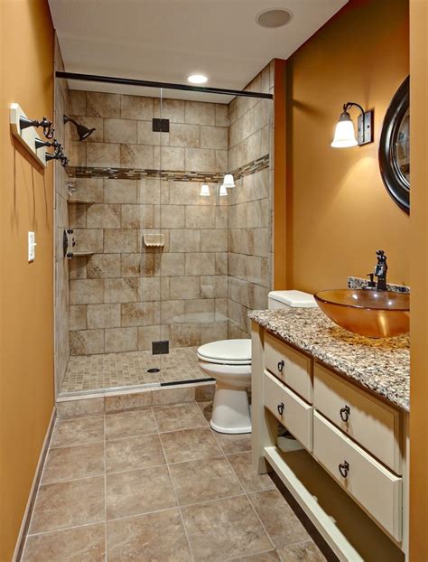 From first time homebuyers needing a complete bathroom remodel to homeowners looking for a modern bathroom makeover, our team of expert bathroom designers and. Fabulous Master Bathroom Remodel Decorating Ideas with ...