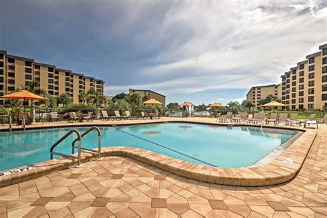 Beachfront Sarasota Resort Condo Wsiesta Key View