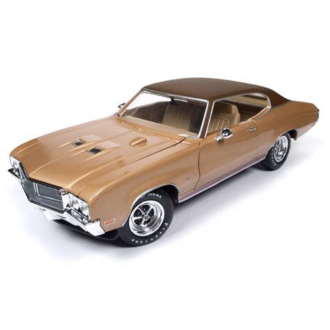 1970 Buick Skylark Gs Stage 1 Gold Auto World Amm1105 118 Scale