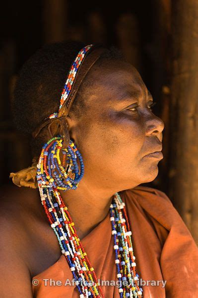 Photos And Pictures Of Kikuyu Woman Ngomongo Village Kenya Artofit