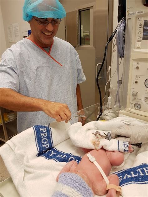 Caesarean Twin Birth At 36 Weeks And 2 Days Twin Birth Story Twinfo