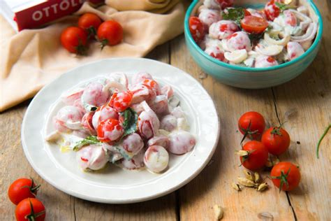 Great, freshly prepared food and pastries. Tomatensalade uit Flavour van Yotam Ottolenghi - Charlie's ...