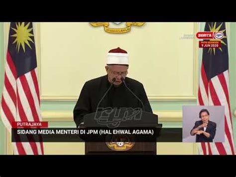 Perdana menteri (pm) adalah kepala dewan menteri, penasihat utama presiden dan merupakan pejabat utama pemerintah negara tersebut. Sidang Media Menteri di Jabatan Perdana Menteri (Agama ...