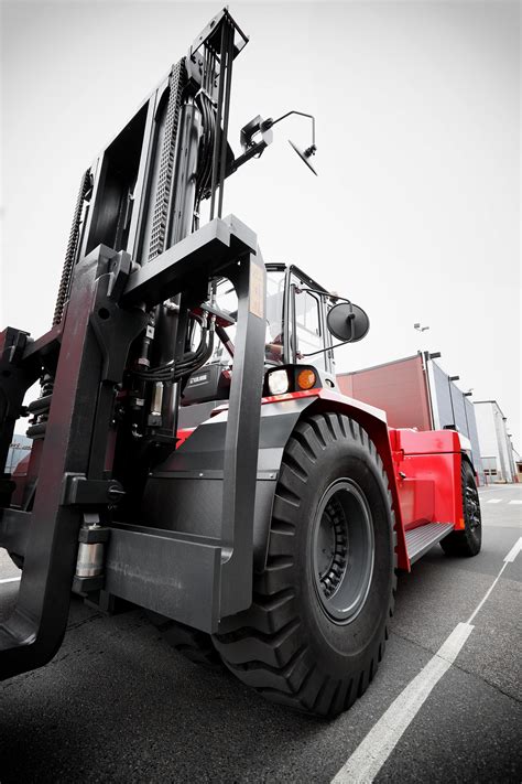 Kalmar Launches Its New Generation Heavy Forklift Truck For The Us