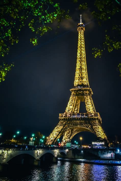 Eiffel Tower Paris France Pictures Download Free Images On Unsplash