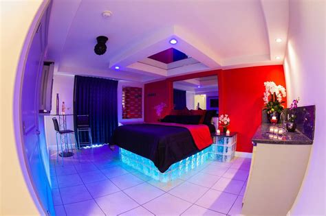 mansion love suite executive fantasy hotels executive motel miami theme hotels in miami