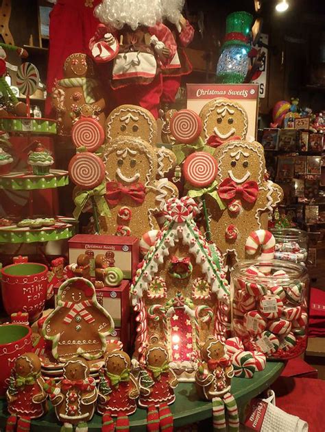 1287 x 1600 jpeg 403 кб. Gingerbread dreams at Cracker Barrel. OH. MY. GOSH. I. LOVE. GINGERBREAD. PEOPLE… | Gingerbread ...