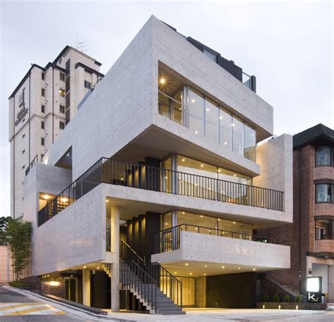 Leau Design Creates Faceted Bati Rieul Commercial Building In Seoul