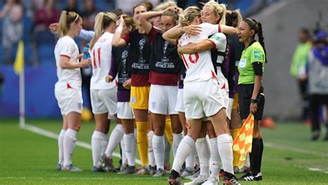 England Progress To Womens World Cup Semi Finals Benchwarmers