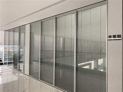 Deft Design Mdf Office Partition Wall With Magnetic Blinds And Hinged