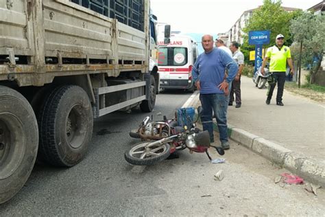 Bursa Orhangazi de motosikletliye kamyon kasası çarptı Bursa