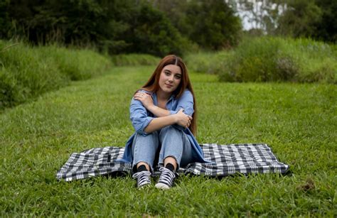 19 Year Old Gold Coast Teenager Georgia Hoareau Releases Stunning 5