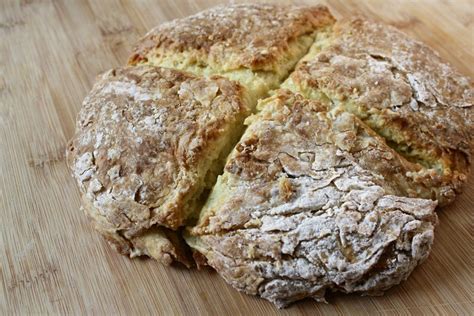 Quels sont les apports énergétiques et nutritionnels de la baguette de pain ? Image libre: pain, maison, nourriture, délicieux, petit ...