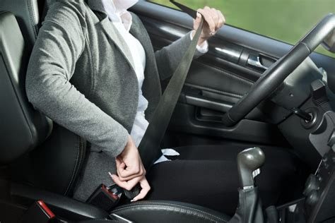 seat belt injuries in a car accident