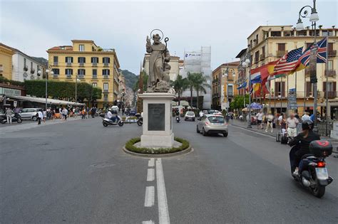 Piazza Tasso A Sorrento ècampania