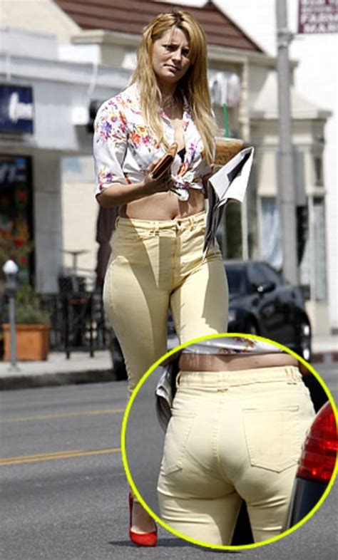 mischa barton slammed for showing flabby belly in too tight pants us weekly