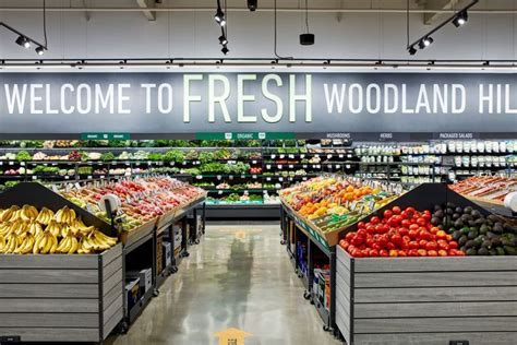 Amazon Fresh Opens Its Doors Retail And Leisure International