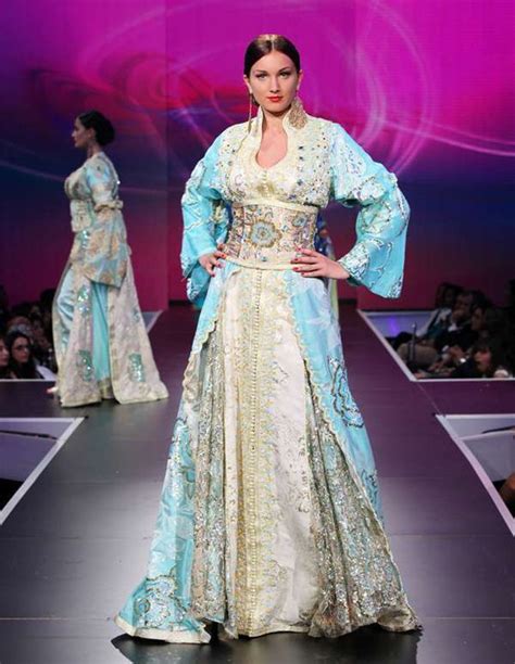 Emoo Fashion: Takchita Moroccan Caftan 2012