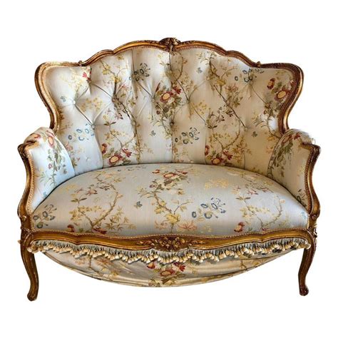 Antique French Victorian Settee In 2020 Victorian Furniture French