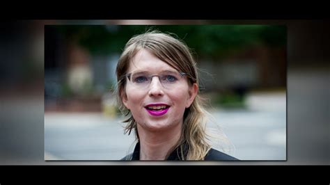Federal Judge Orders Chelsea Manning Released From Jail