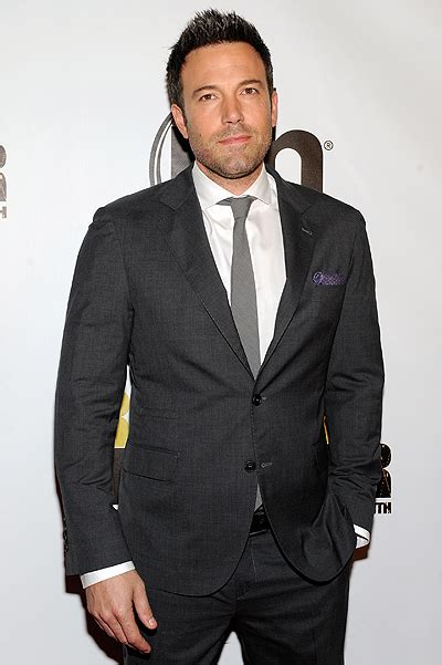 Elvis mitchell of the new york times said affleck was lost in the role. Бен Аффлек поддержал больного лейкемией мальчика-Бэтмена ...