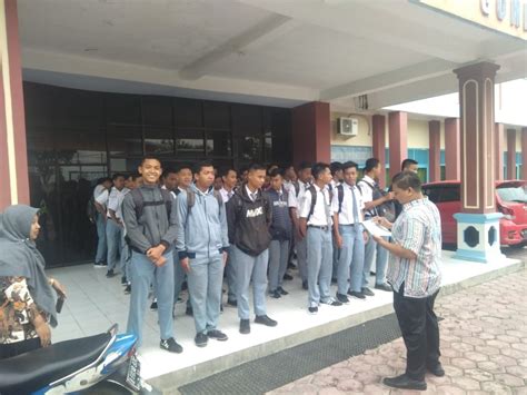 Selamat datang di bkk smkn 2 kota bekasi. BKK - SMK Negeri 1 Gondang Sragen
