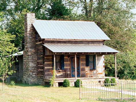 Forget about cabins for rent in nashville, tn, cabin rentals in the smokies are worth the drive if you can make it and have the time. Tennessee Cabins | Lairdland Farm Cabins