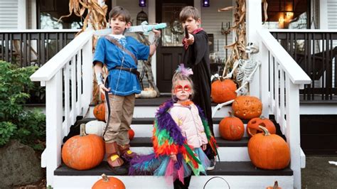 6 Safer Ways To Celebrate Halloween During Covid 19