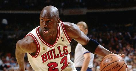 Maybe you would like to learn more about one of these? Michael Jordan: Immer noch 100 Millionen jährlich ...