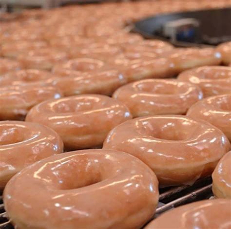 Jun 04, 2021 · the doughnut hole treats at dunkin' and krispy kreme, the two leading doughnut chains in the u.s., are not produced by traditional methods (i.e., by punching a hole from the center of uncooked. One Dozen Krispy Kreme Donuts for $5.99! (7/23)