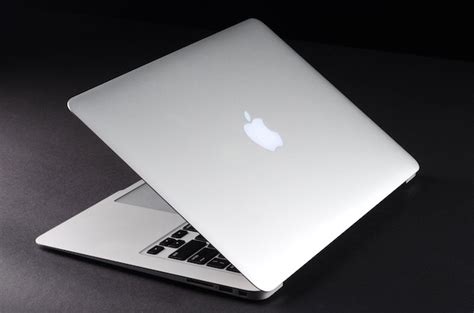 Apple Macbook Air 16ghz Dual Core I5 128gb Mjve2 4gb Ram Intel