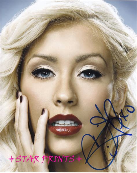 Chi Daichi Lyrics Christina Aguilera Hairstyle And Red Lips