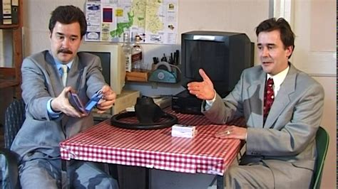 11u journaal / de kamer (slot) / prins albert / vermaelens projects: In De Gloria S01E05 - Vermaelens Projects - Smeerlap - YouTube