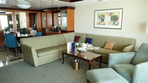 Freedom of the Seas Owners Suite Details