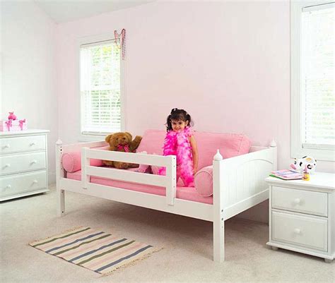 Crib & toddler sheets & pillows. Children bedroom furniture for girls - Video and Photos ...
